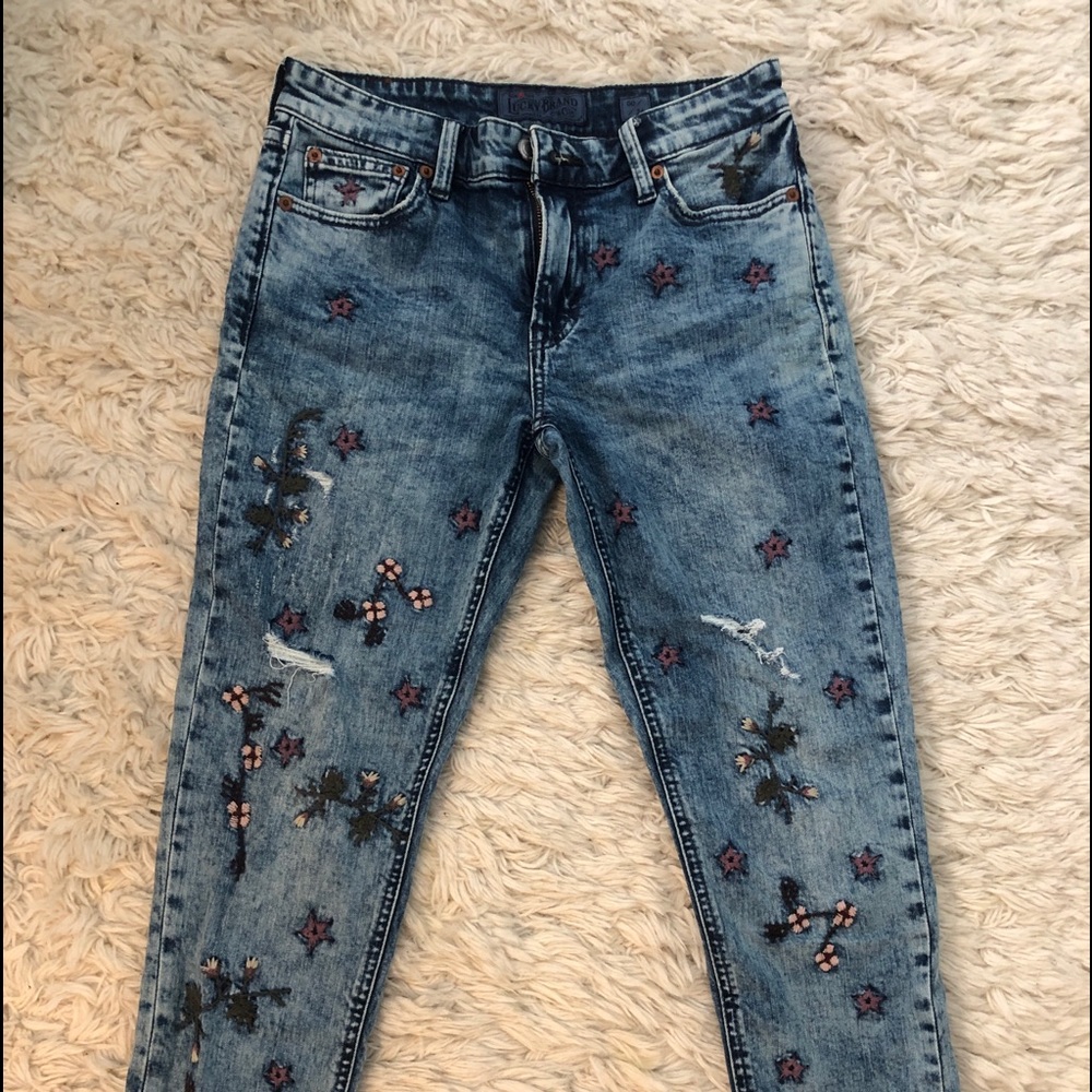 Lucky Brand Sienna Slim Boyfriend embroidered jeans